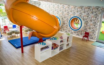 Childrens Play Area - Indoor